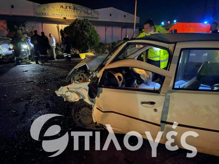 Σφοδρή σύγκρουση αυτοκινήτων στο 2ο χιλ. Σερρών-Νιγρίτας- φωτο