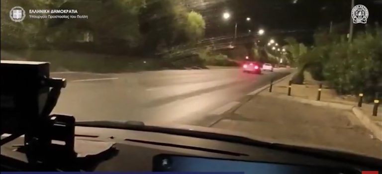 Αυτοκίνητο έτρεχε με 250 km την ώρα στην Εθνική Οδό Αθηνών-Θεσσαλονίκης- Video