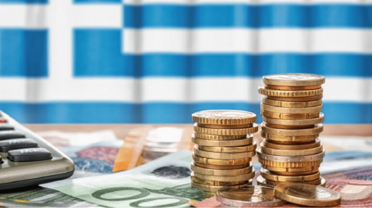 Η εδραίωση της εμπιστοσύνης των διεθνών επενδυτών στις προοπτικές της ελληνικής οικονομίας επισφραγίστηκε με την αναβάθμιση του αξιόχρεου του Ελληνικού Δημοσίου στην επενδυτική κατηγορία.
