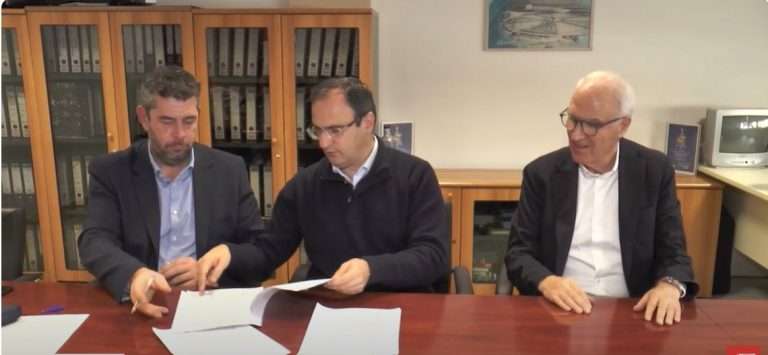 Υπογράφηκε η σύμβαση για τα έξυπνα υδρόμετρα στις Σέρρες- Video