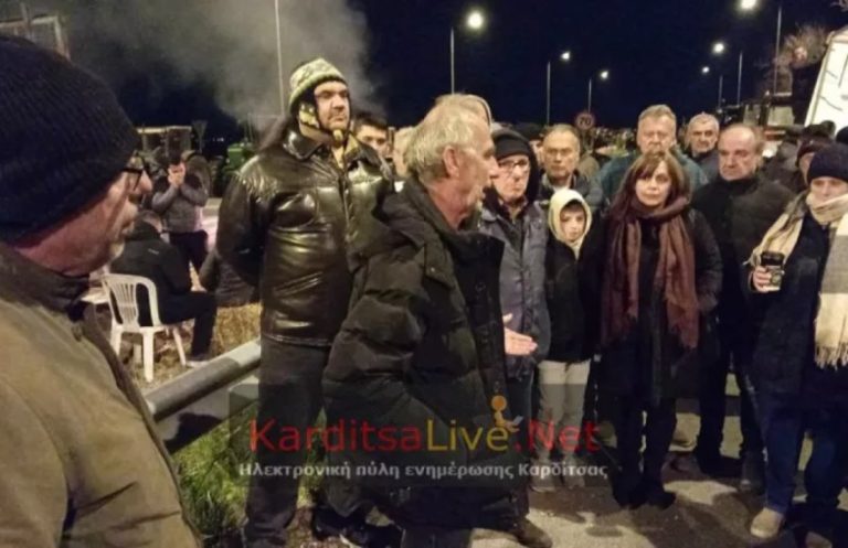 Παραμένουν στον κόμβο Ε65 οι αγρότες στην Καρδίτσα - Νέα δυναμική διαμαρτυρία αναμένεται την Πέμπτη από τους αγρότες των Φαρσάλων