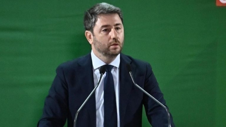 Ν. Ανδρουλάκης: «Λευκή πετσέτα της κυβέρνησης στη μάχη με την ακρίβεια»
