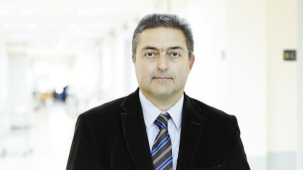 Θ. Βασιλακόπουλος: Η συχνότητα των αυτοάνοσων αυξάνεται μετά τη φυσική νόσηση και όχι μετά τον εμβολιασμό για Covid -19