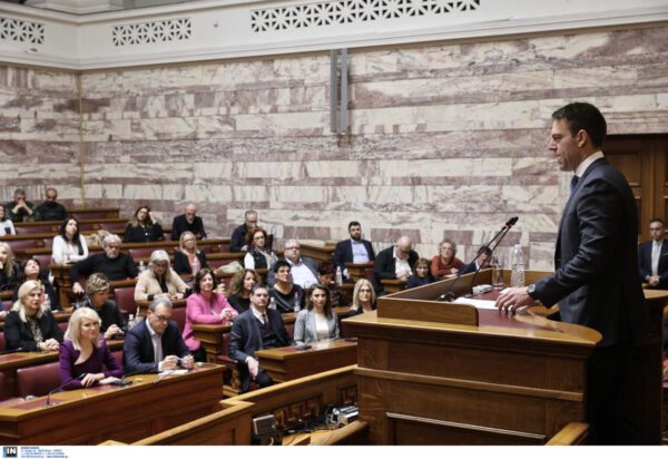 «Φουρτούνα» στον ΣΥΡΙΖΑ με φόντο τις Σπέτσες: Πληροφορίες για κίνηση από τον Τεμπονέρα