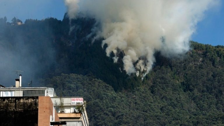 Η Κολομβία αντιμέτωπη με πάνω από 20 δασικές πυρκαγιές εν μέσω καύσωνα