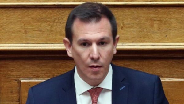 Επιστολική ψήφος - Π. Δουδωνής: Εμπρηστής της συναίνεσης και της υπεύθυνης στάσης της αντιπολίτευσης, η υπουργός Εσωτερικών