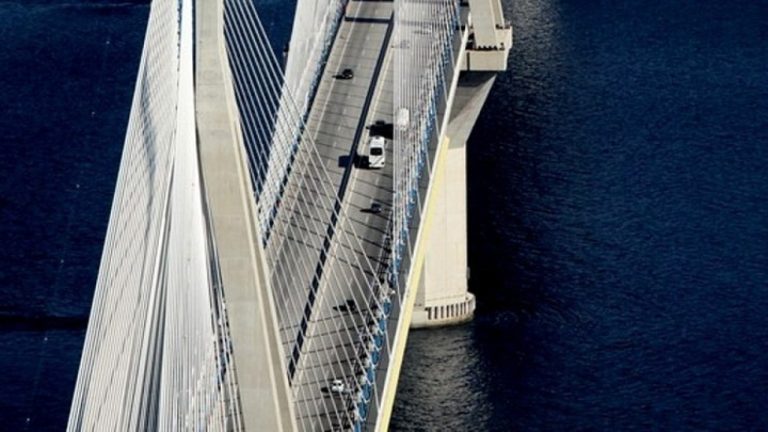 Κανονικά διεξάγεται η κυκλοφορία όλων των οχημάτων στη γέφυρα Ρίου-Αντιρρίου