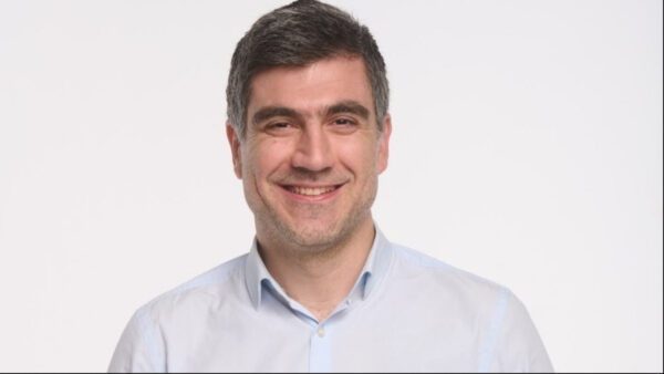 Θ. Γλαβίνας: Ο κ. Μητσοτάκης, ο κυβερνητικός εκπρόσωπος και ο κ. Πατέλης επιτίθενται στο ΠΑΣΟΚ ζητώντας παράλληλα τις ψήφους μας