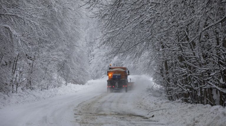 Καιρός: Έρχονται χιόνια και στην Πάρνηθα – Ποια θα είναι η πιο κρύα ημέρα της εβδομάδας