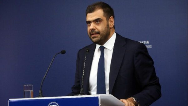 Ανακοινώθηκαν οι αλλαγές στη σύνθεση της κυβέρνησης από τον Παύλο Μαρινάκη