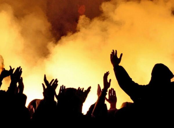 Κατατέθηκε η ΠΝΠ για τα μέτρα κατά της αθλητικής βίας - Τι περιλαμβάνει