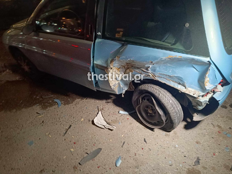  Θεσσαλονίκη: Αυτοκίνητο έπεσε σε παρκαρισμένο και τούμπαρε στον δρόμο – Ένας τραυματίας (φωτο) 