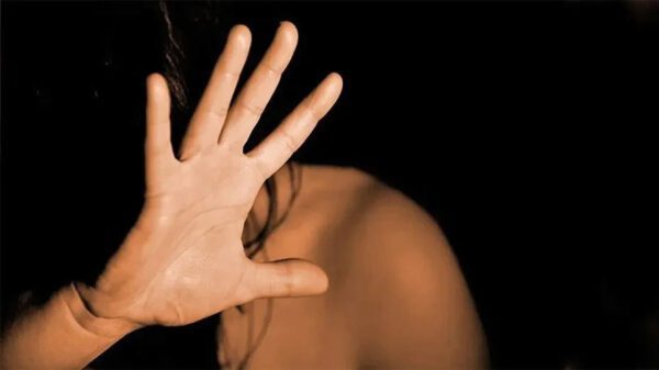 Βιασμός ανήλικης στο κέντρο της Αθήνας: Σύντροφος της μητέρας της ο 56χρονος – Φρίκη προκαλούν τα νέα στοιχεία