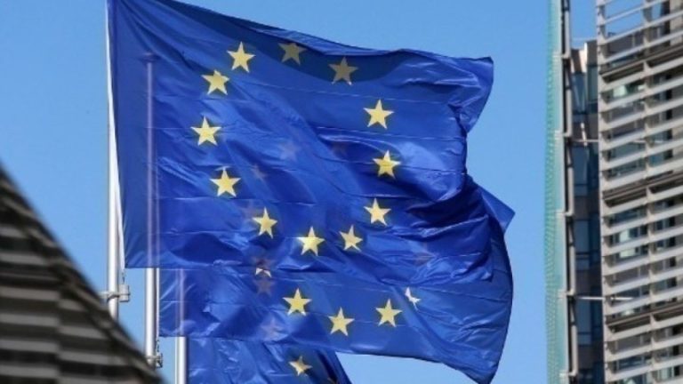 ΕΕ: Η Ευρωπαϊκή Ένωση παραμένει ενωμένη στη στήριξή της προς την Ουκρανία