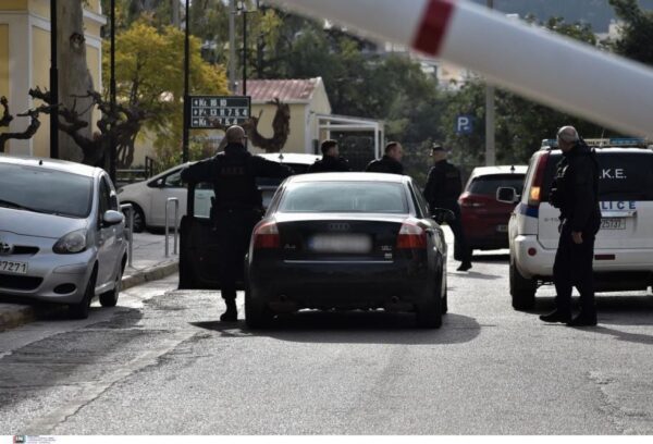 Πηγές ΕΛ.ΑΣ.: «Ετοίμαζαν χτύπημα με εκρηκτικά» – Πώς έφτασαν στη σύλληψη του πρώην μέλους των Πυρήνων της Φωτιάς