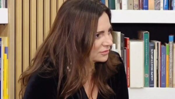 Βίκυ Φλέσσα: «Υπάρχει το “άσφαλτος άνθρωπος”, πρέπει να το πιστώσουμε αυτό στην Άντζελα Δημητρίου»
