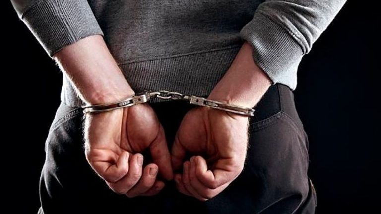 Συνελήφθη με ένταλμα 78χρονος που κατηγορείται για βιασμό και κατάχρηση ανηλίκου σε ασέλγεια κατ’ εξακολούθηση