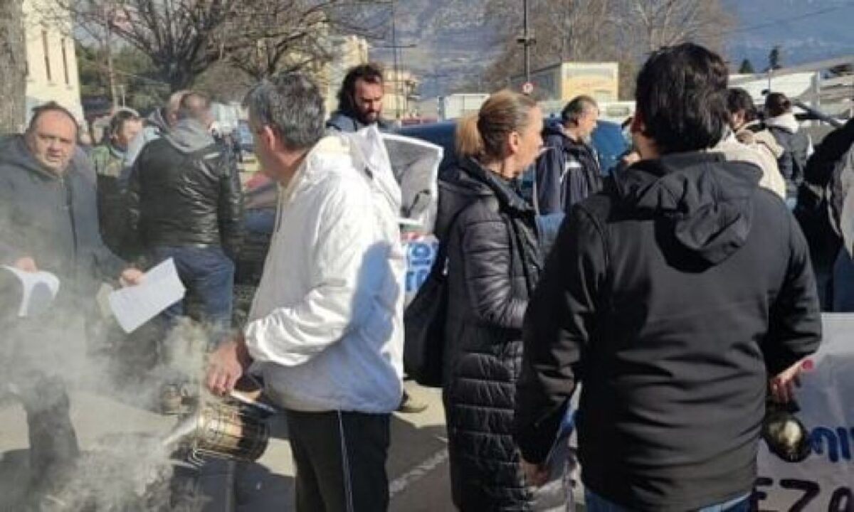 Διαμαρτυρία Μελισσοκόμων στα Ιωάννινα
