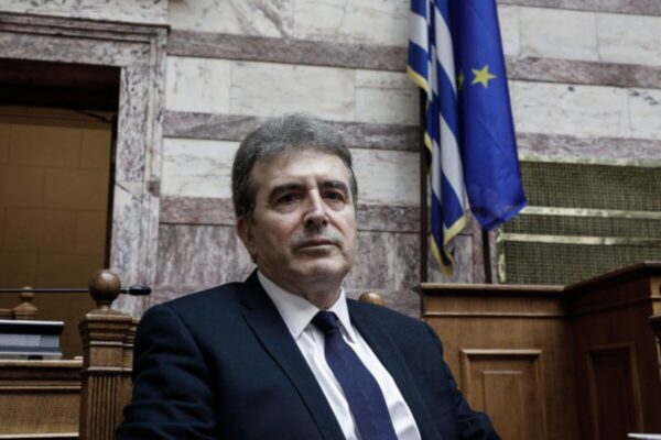 Χρυσοχοΐδης για την βόμβα στο υπ. Εργασίας: Δεν πρόκειται να αφήσουμε την τρομοκρατία να αναβιώσει
