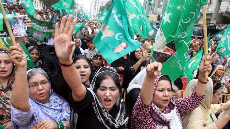 Πακιστάν: Ολοκληρώθηκε η καταμέτρηση των ψήφων - Πρώτοι οι ανεξάρτητοι που υποστηρίζει ο Ιμράν Χαν