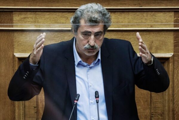 Πολάκης: Ψηφίστηκε μαζικά αυτό που έπρεπε, πάμε ενωμένοι στις επόμενες πολιτικές και εκλογικές μάχες