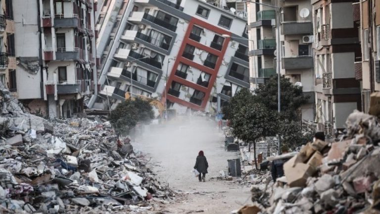 Εκδηλώσεις μνήμης στην Τουρκία για το φονικό σεισμό της 6ης Φεβρουαρίου 2023