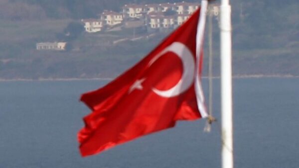 Εμπορικό πλοίο βυθίστηκε στη θάλασσα του Μαρμαρά - Αγνοούνται τα 6 μέλη του πληρώματος