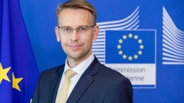 Π. Στάνο: O Πούτιν συνεχίζει να εξαπατά το ίδιο του το έθνος και προσπαθεί να συνεχίσει να εξαπατά το διεθνές κοινό