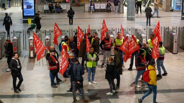 Ισπανία: Πάνω από 300 δρομολόγια τρένων ακυρώθηκαν λόγω απεργίας στην Renfe