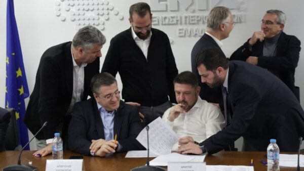 Ομόφωνη η επανεκλογή του Απ. Τζιτζικώστα ως προέδρου της ΕΝΠΕ