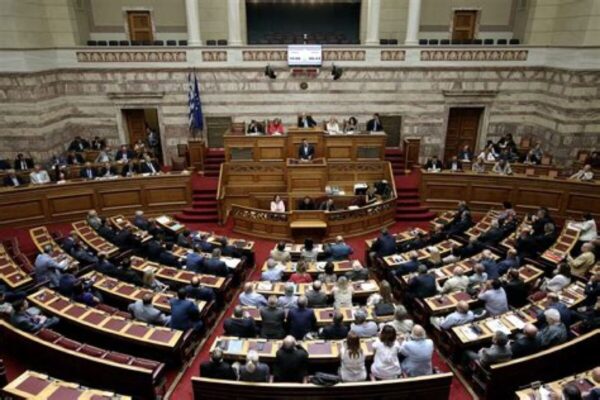 Το λάθος στην καταμέτρηση κατά την ψηφοφορία για τα ομόφυλα ζευγάρια – Το «ναι» που γίνεται «όχι»