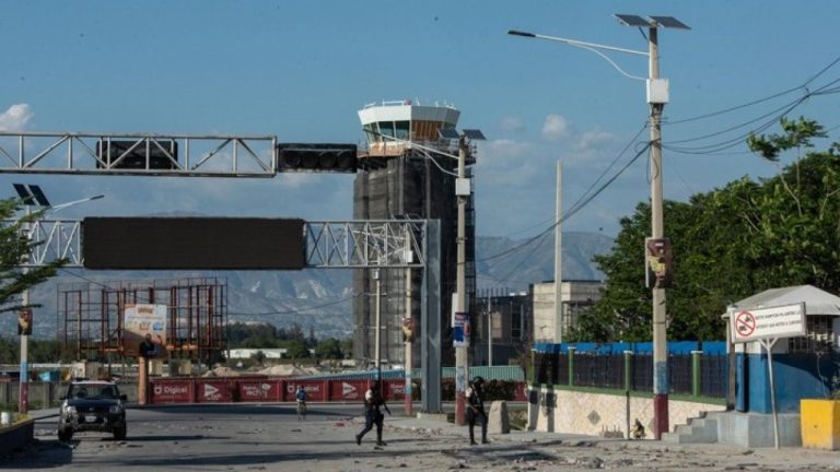 Κατάσταση έκτακτης ανάγκης στην Αϊτή - Οι ΗΠΑ καλούν τους υπηκόους τους να φύγουν