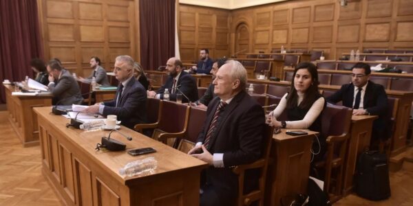 Το πόρισμα της ΝΔ για τα Τέμπη: Τα μοιραία λάθη σταθμάρχη και μηχανοδηγών -Δεν τηρήθηκε ο Κανονισμός Κίνησης
