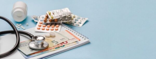 Έρευνα: Δύο στους 10 δεν πήγαν στον γιατρό λόγω κόστους – Πετιούνται 40 εκατ. κουτιά φαρμάκων