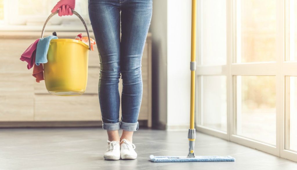 Γενική καθαριότητα του σπιτιού: Με ποια σειρά καθαρίζουμε το σπίτι, κάθε πότε κάνουμε γενική