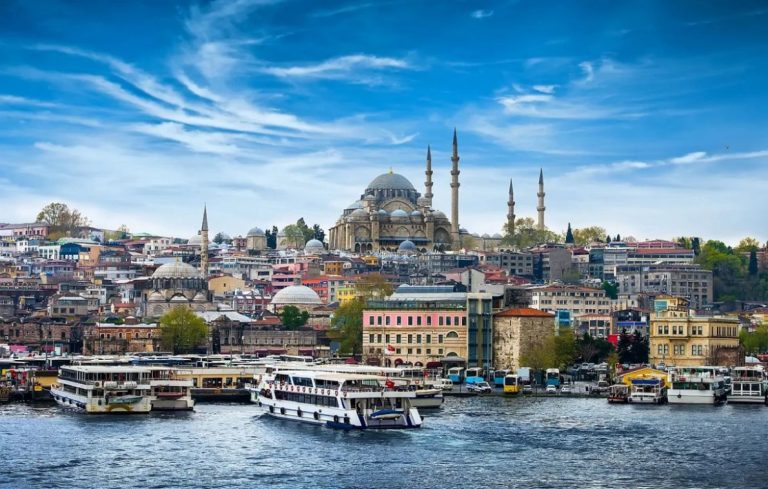 Προειδοποίηση από Τούρκο σεισμολόγο για σεισμό άνω των επτά Ρίχτερ στην Κωνσταντινούπολη
