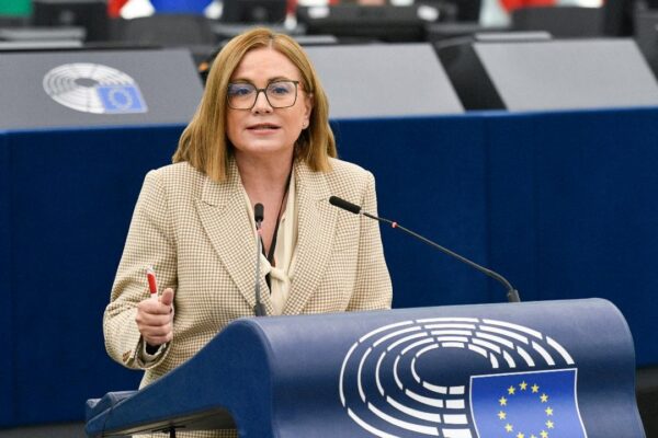 Η ευρωβουλευτής Μαρία Σπυράκη στο Δελτίο Ειδήσεων του Επιλογές μιλά για την Ευρώπη και όχι μόνο