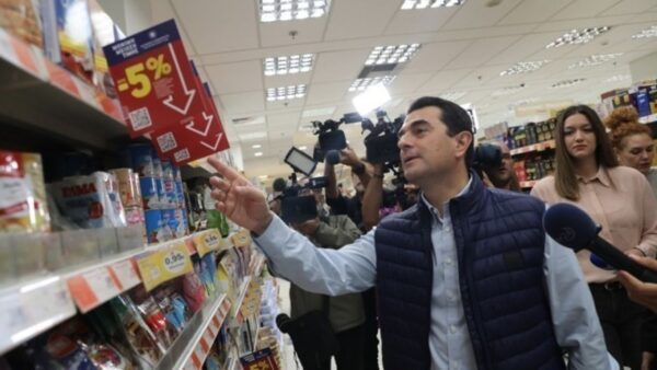 Κ. Σκρέκας: Συνεχίζουμε αποφασιστικά τη μάχη κατά της ακρίβειας
