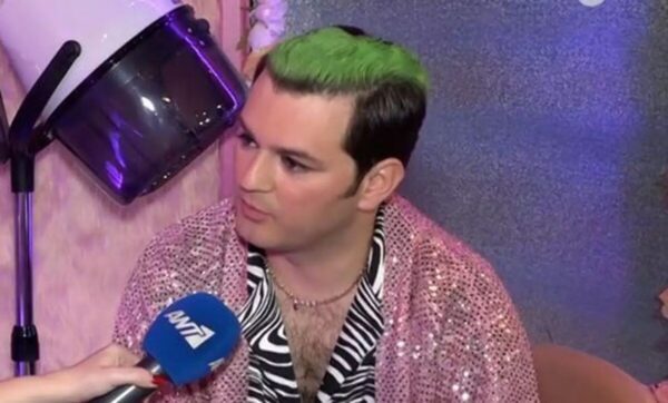 Ιωάννης Απέργης: «Εδώ και στο χωριό μου στην Αλβανία βαφτίζουν για να ξεπλύνουν κάτι»