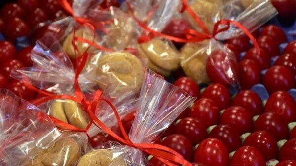 Ίδιες ή και χαμηλότερες τιμές στο εφετινό "Καλάθι του Πάσχα"