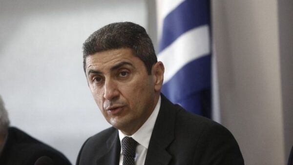 Μπαράζ ελέγχων στην αγορά ενόψει Πάσχα - Λ. Αυγενάκης στο ΑΠΕ-ΜΠΕ: Στόχος μας η προστασία παραγωγών και καταναλωτών