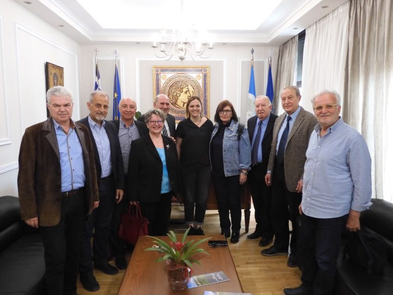 Η Δήμαρχος Σερρών Βαρβάρα Μητλιάγκα συναντήθηκεμε τους πρώην Δημάρχους των Σερρών