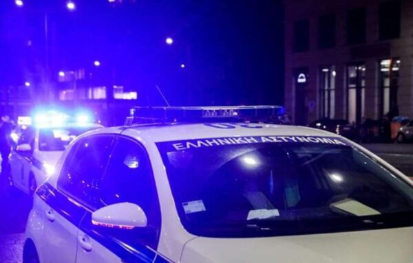 Άγιοι Ανάργυροι: Νεκρή 28χρονη έξω από το Αστυνομικό Τμήμα – Δέχθηκε επίθεση από τον σύζυγό της