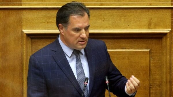 Ά. Γεωργιάδης: Ιδιώτες χειρουργοί με την χειρουργική τους ομάδα στα δημόσια νοσοκομεία, με εξουσιοδοτική διάταξη