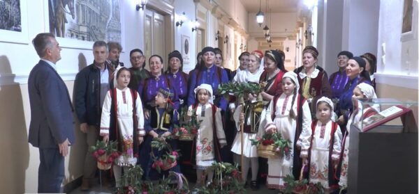 Κάλαντα του Λαζάρου από τα παιδιά της Θρακικής Εστίας, του "Πύρρου" και του Πανηπειρωτικού συλλόγου Σερρών