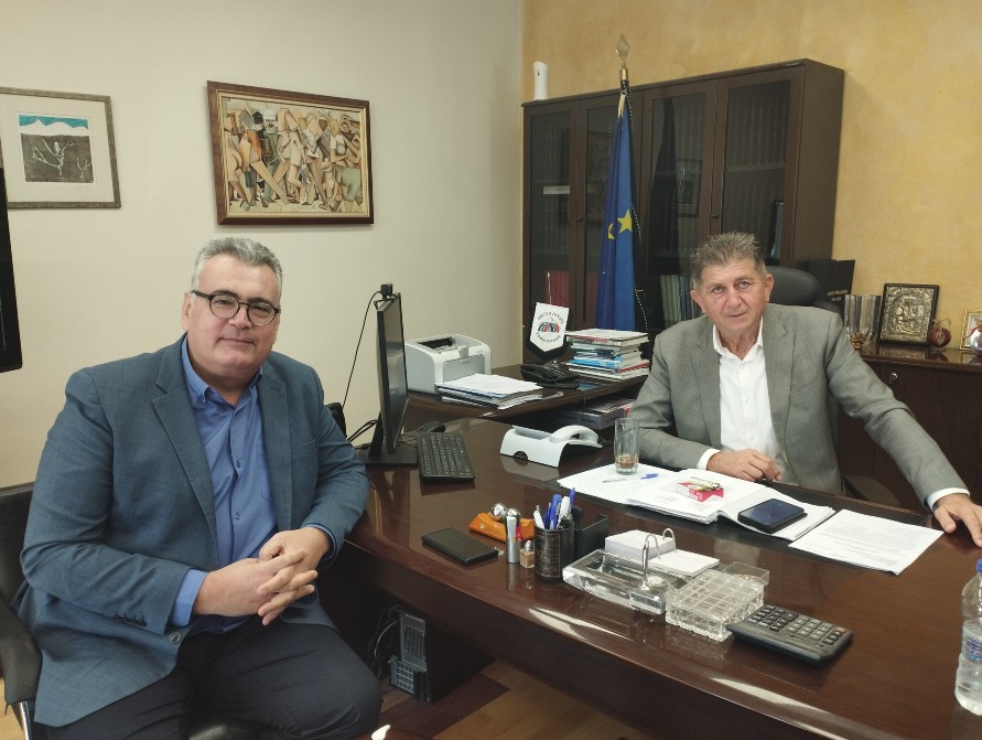 Αθ. Μαλλιαράς: «Ευρύ πεδίο συνεργασιών με τους Δήμους»- Συνάντηση με τους Δημάρχους Ηράκλειας και Σιντικής