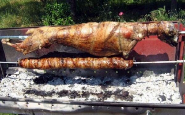 Καλάθι του Πάσχα: Στόχος να πωλείται το αρνί 10 ευρώ το κιλό ή και χαμηλότερα