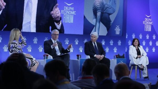 Θ. Ρουσόπουλος: Την ανάγκη να θεσπιστούν ηθικοί κανόνες για την τεχνητή νοημοσύνη