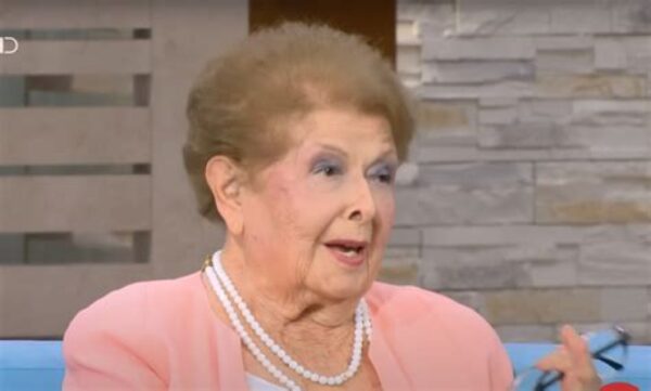 Βέφα Αλεξιάδου: «Η Ελένη Μενεγάκη με πίκρανε στην τελευταία της εκπομπή»