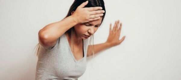 Επίμονη ζάλη: Όταν νιώθετε πως χάνετε την ισορροπία σας